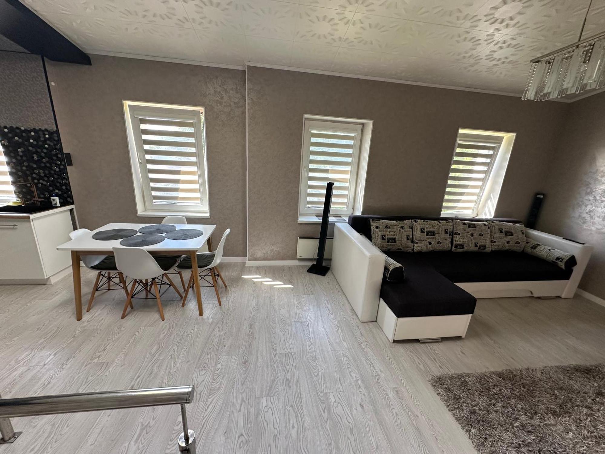 Vakantiehuis Robezu Street House *